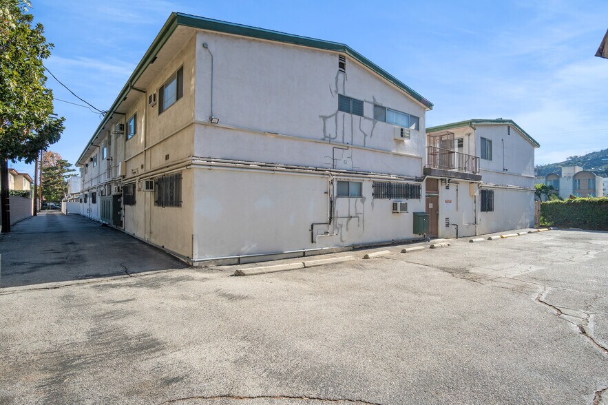 More Photos Of 4215 Vineland Ave, Studio City Apartments For Sale