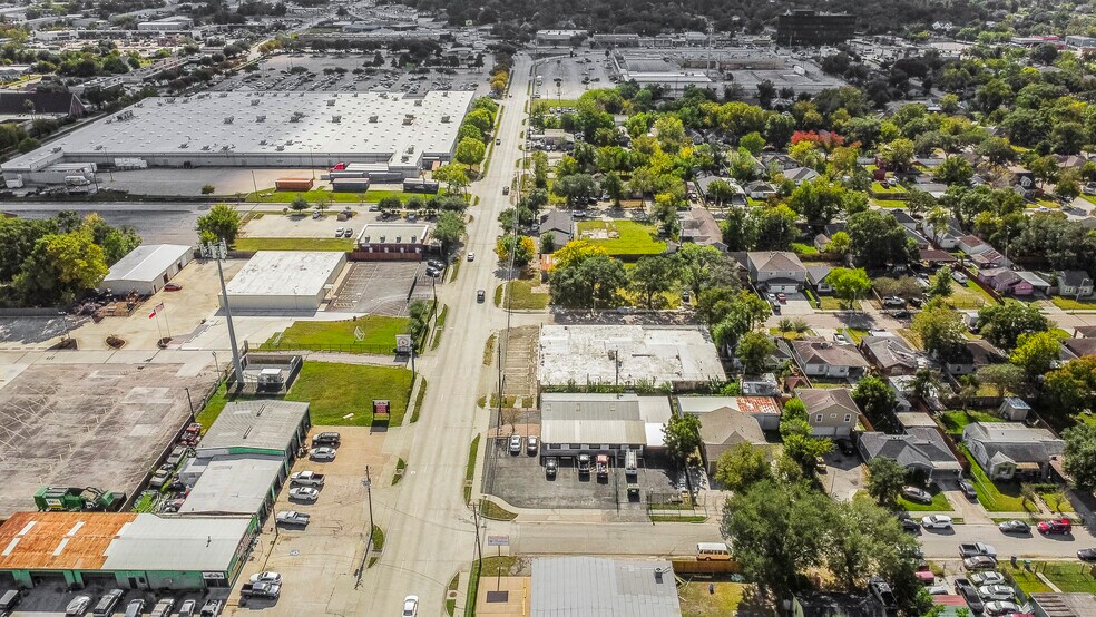 More Photos Of 1018 Shaver St, Pasadena Warehouse For Sale