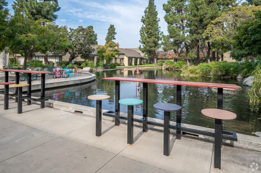 More Photos Of 1528 Brookhollow Dr, Santa Ana Medical For Sale