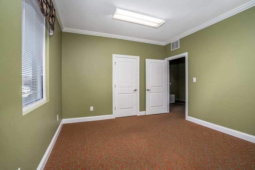 More Photos Of 4025 Capital Dr, Rocky Mount Office For Sale