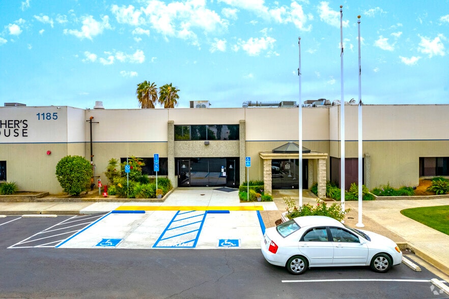 More Photos Of 1185 Linda Vista Dr, San Marcos Warehouse For Lease