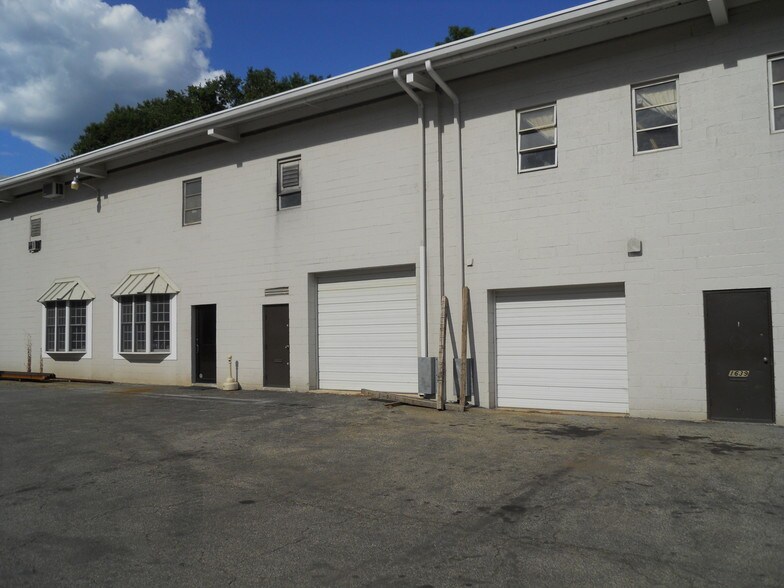More Photos Of 1633-1639 E Ayre St, Newport Warehouse For Lease
