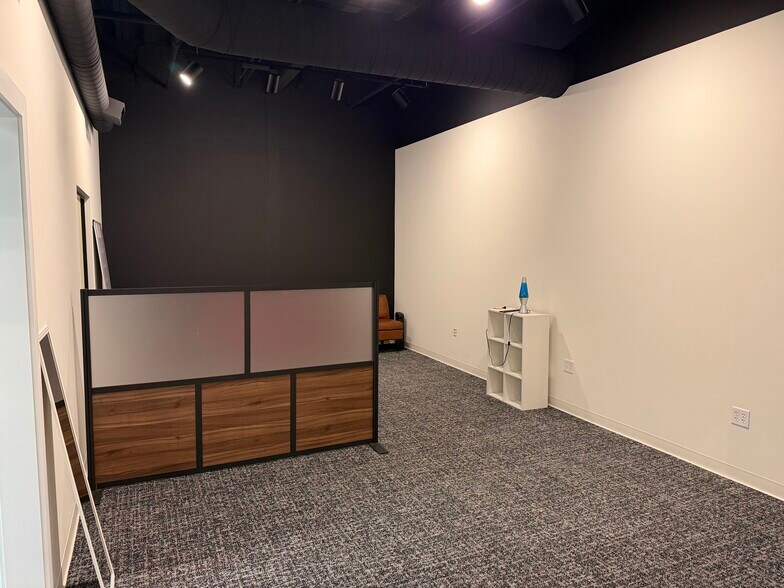 More Photos Of 2300 Cline Ave, Schererville Health Club For Lease