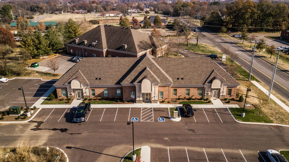 Primary Photo Of 111 Imperial Blvd, Hendersonville Office Residential For Lease