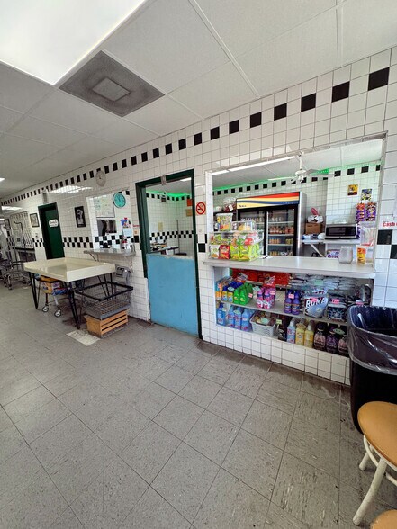 More Photos Of 1950 NW 17th Ave, Miami Storefront Retail Office For Sale