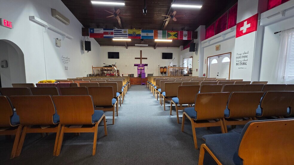 More Photos Of 178 Weir St, Taunton Religious Facility For Sale
