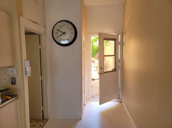 More Photos Of 4228-4236 Martin Luther King Jr Way, Oakland Storefront Retail Residential For Lease