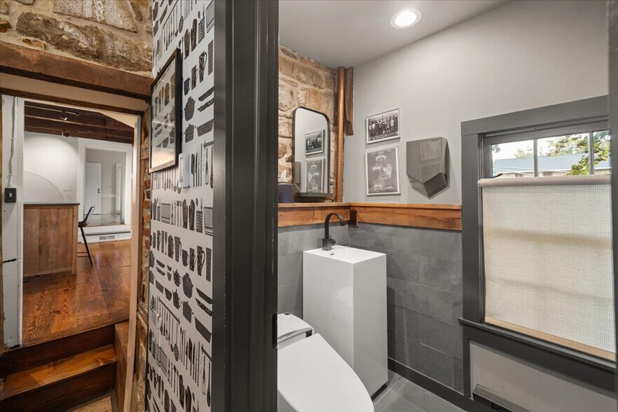 More Photos Of 1 E Mill Rd, Long Valley Office For Sale