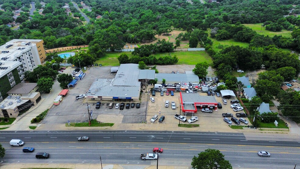 More Photos Of 4712 S Congress Ave, Austin Auto Dealership For Sale