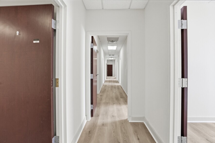 More Photos Of 2925 Lord Baltimore Dr, Windsor Mill Medical For Lease