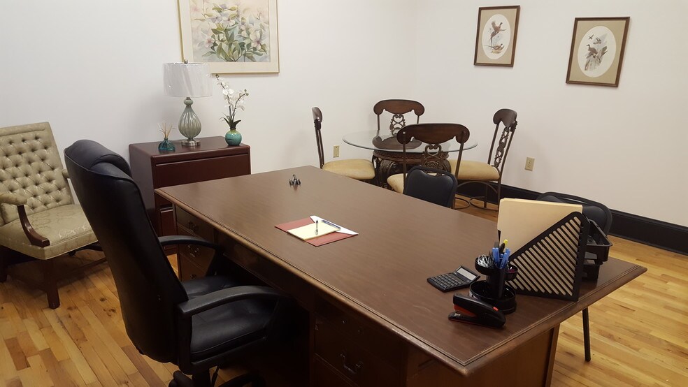 More Photos Of 55 Atlanta St, Marietta Office For Sale