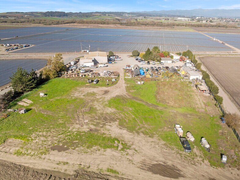 More Photos Of 1931 Beach Rd, Watsonville Industrial For Sale