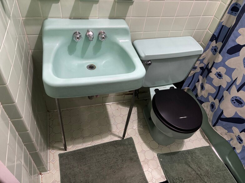 More Photos Of 142 S Main St, Hackensack Apartments For Sale