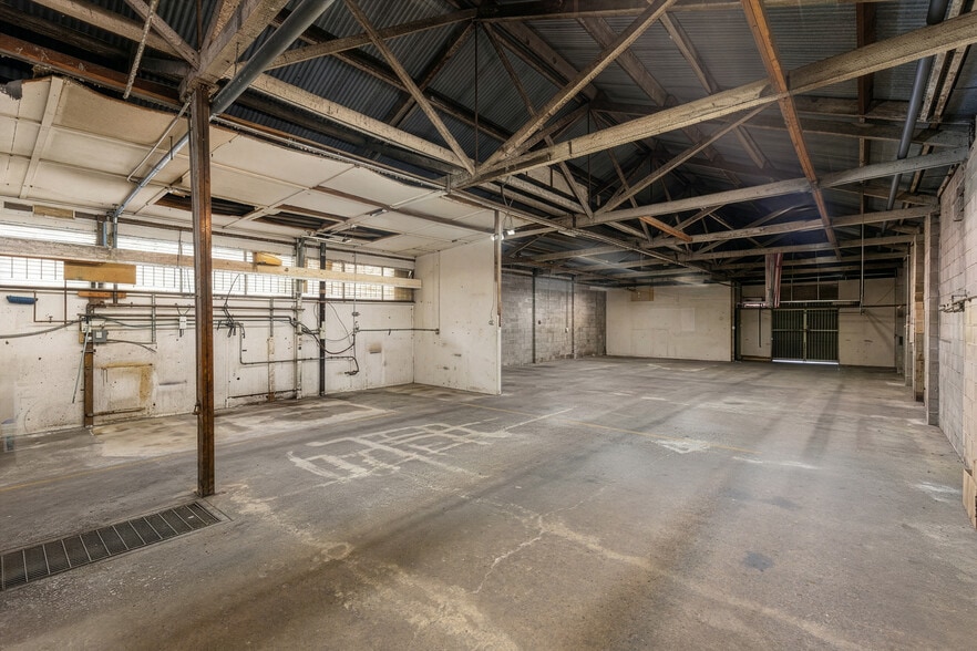 More Photos Of 705 37th St, Oakland Land For Sale