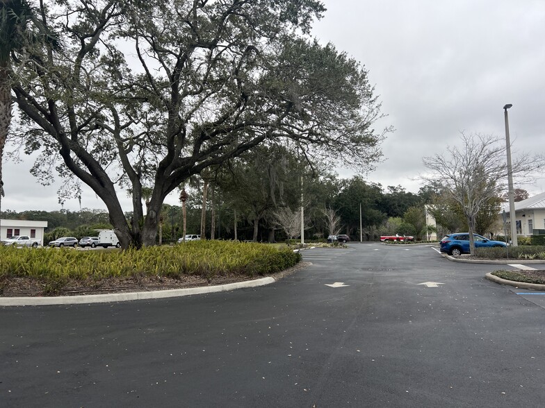 More Photos Of 5935 Webb Rd, Tampa Medical For Lease