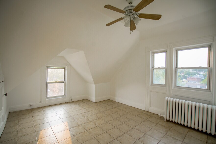 More Photos Of 73 Harrison St, Staten Island Apartments For Sale