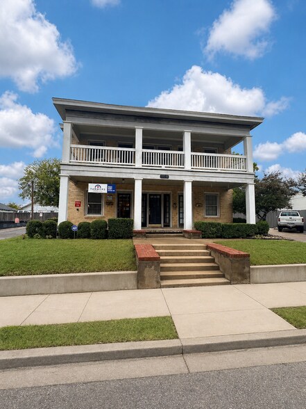 Primary Photo Of 106 S Church St, McKinney Loft Creative Space For Lease