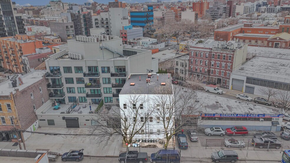 Primary Photo Of 1422 Astoria Blvd, Astoria Apartments For Sale