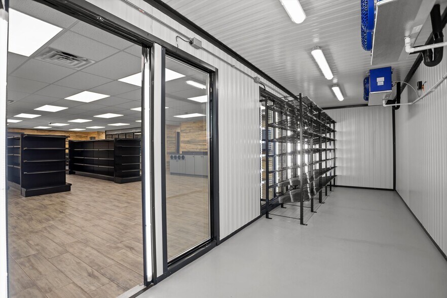 More Photos Of 6893 TX-19, Crockett Freestanding For Sale