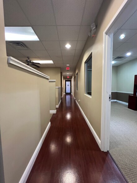 More Photos Of 1355 S International Pky, Lake Mary Office For Lease