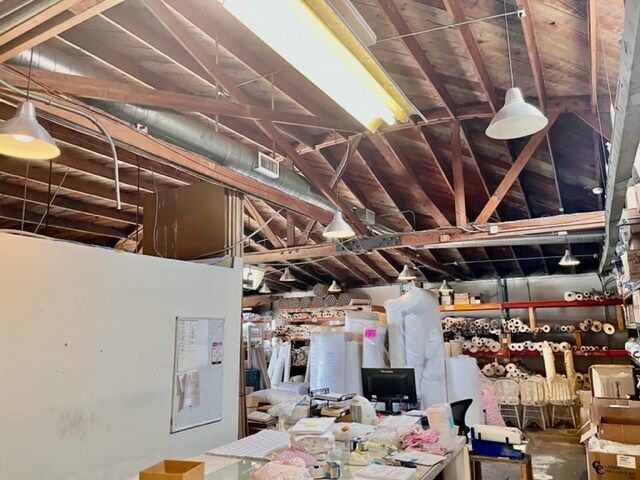 More Photos Of 5420 W 83rd St, Los Angeles Warehouse For Lease