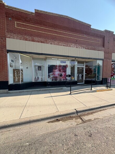 More Photos Of 333 Main St, Shelby General Retail For Sale