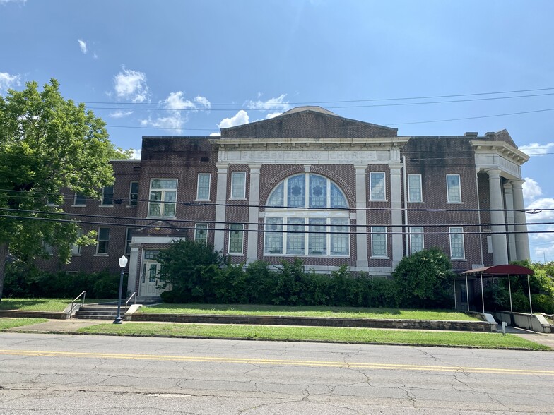 Primary Photo Of 212 N College Ave, Clarksville Religious Facility For Sale