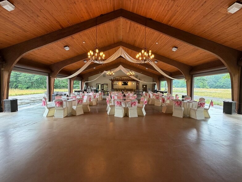 Primary Photo Of 52 Nestle Dr, Fulton Lodge Meeting Hall For Sale