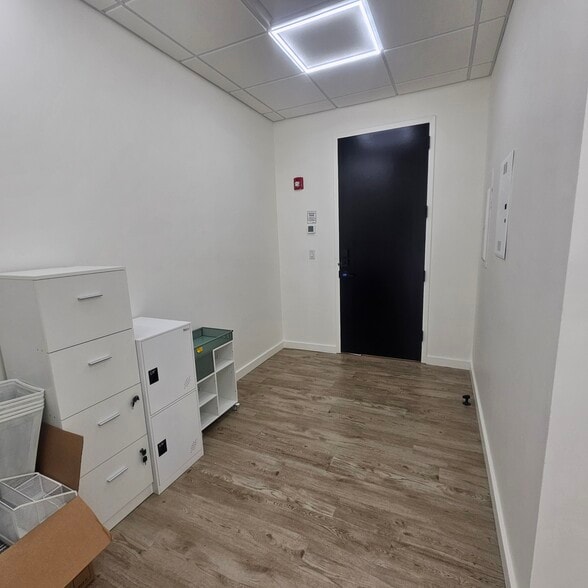 More Photos Of 72 Summit Ave, Montvale Office Residential For Lease