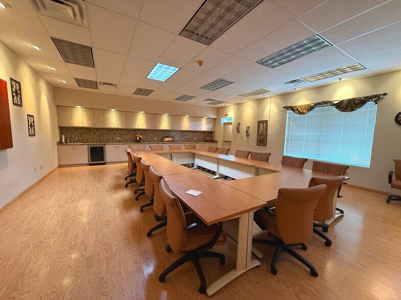 More Photos Of 4641 Clyde Morris Blvd, Port Orange Office For Lease