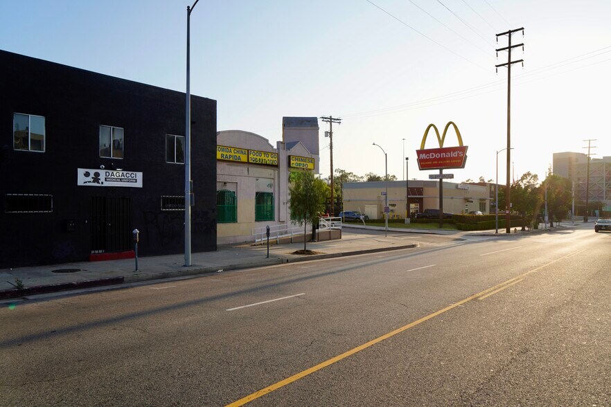 More Photos Of 1800 Marengo St, Los Angeles Restaurant For Sale