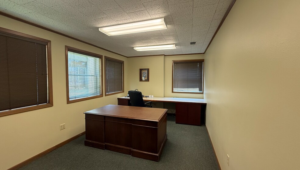 More Photos Of 2223 Quail Run, Baton Rouge Medical For Lease