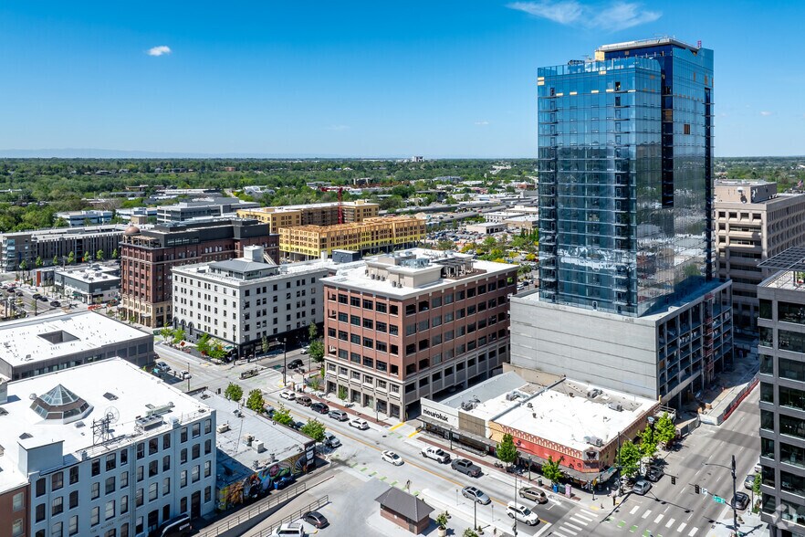 More Photos Of 1112 W Main St, Boise Apartments For Lease