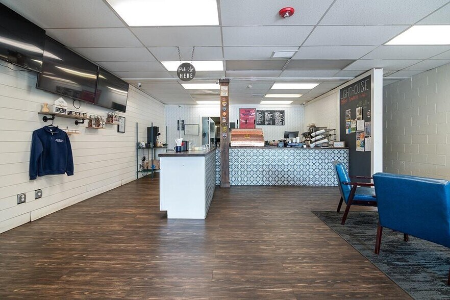 More Photos Of 7440-7456 Post Rd, North Kingstown Storefront Retail Office For Sale