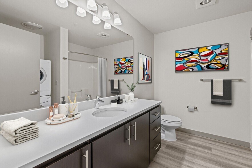 More Photos Of 1101 E Union St, Seattle Apartments For Lease