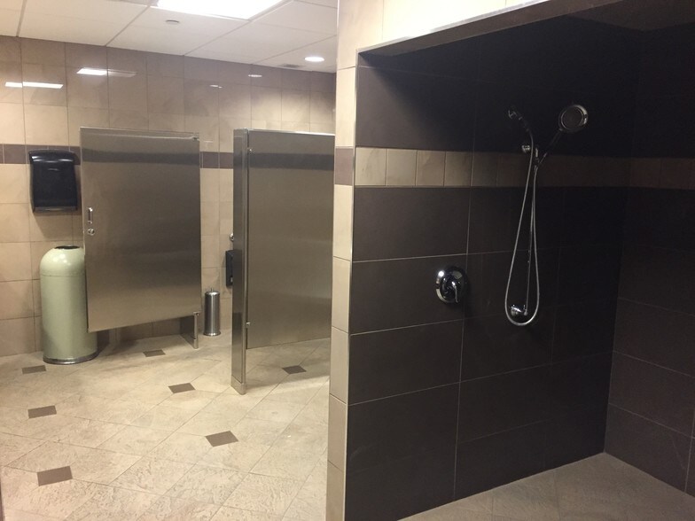 More Photos Of 230 Liberty St, Metuchen Warehouse For Sale