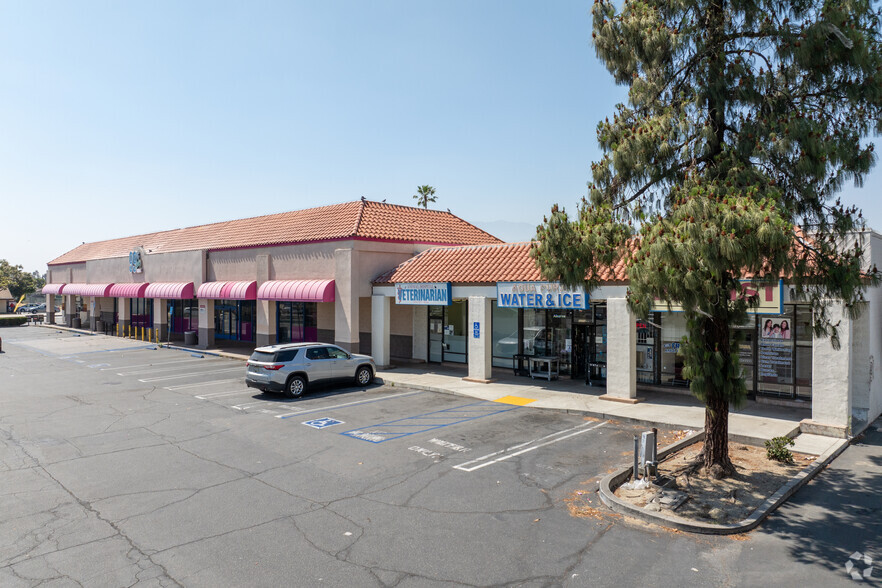 Primary Photo Of 9251-9255 Sierra Ave, Fontana Freestanding For Lease