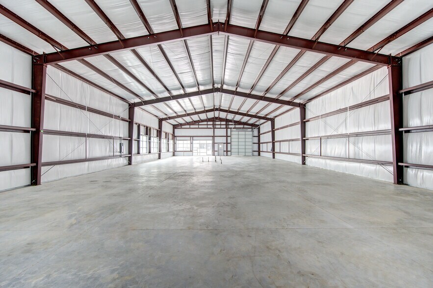 More Photos Of 6409 Eddie Dr, Humble Warehouse For Sale