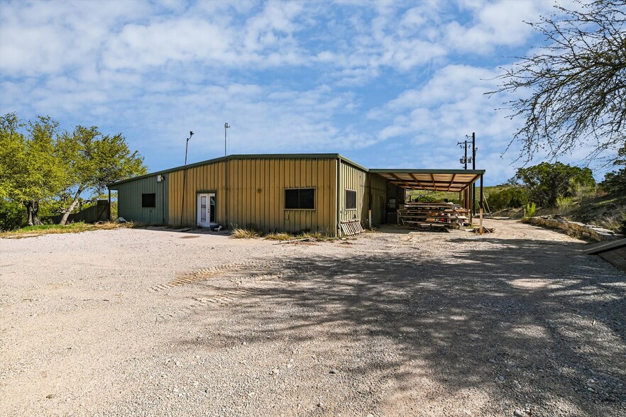 More Photos Of 21511 State Highway 71 W, Spicewood Light Manufacturing For Sale