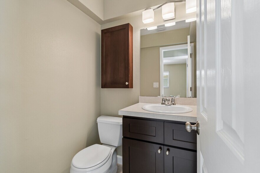 More Photos Of 2307 Bay Blvd, Indian Rocks Beach Apartments For Sale