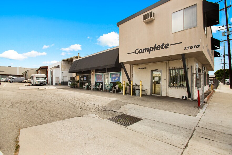 More Photos Of 13610 Western Ave, Gardena Land For Lease