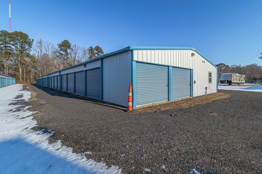 More Photos Of 2747 General Puller Hwy, Saluda Self Storage For Sale