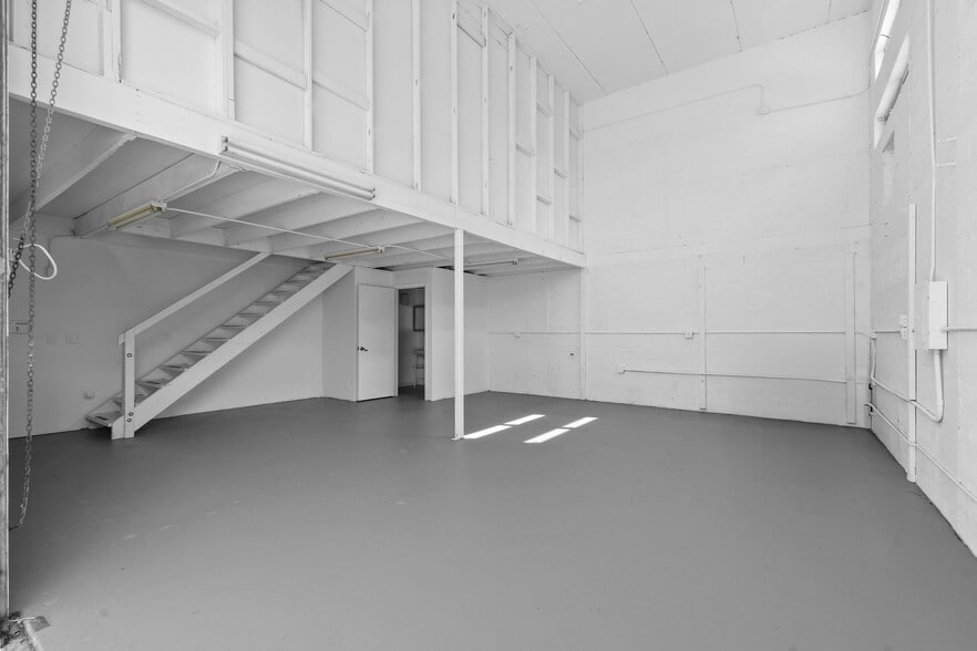 More Photos Of 1200 Clare Ave, West Palm Beach Service For Sale