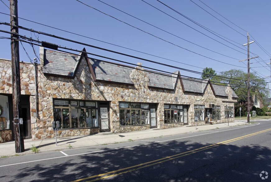 More Photos Of 900-920 Rockaway Ave, Valley Stream Storefront For Lease