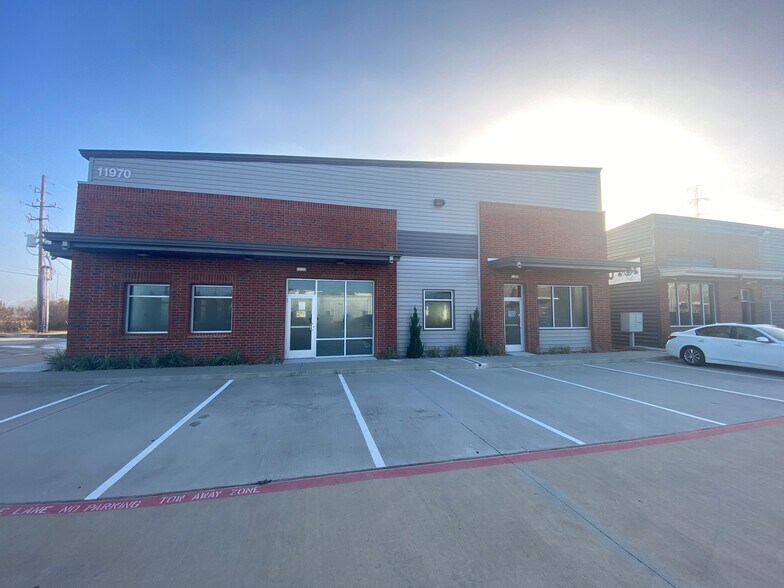 More Photos Of 11950 Barker Cypress Rd, Cypress Unknown For Lease