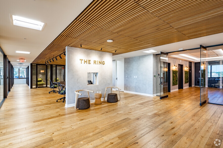 More Photos Of 600 Cleveland St, Clearwater Office For Lease