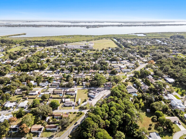 More Photos Of 1310 S Tropical Trl, Merritt Island General Retail For Sale