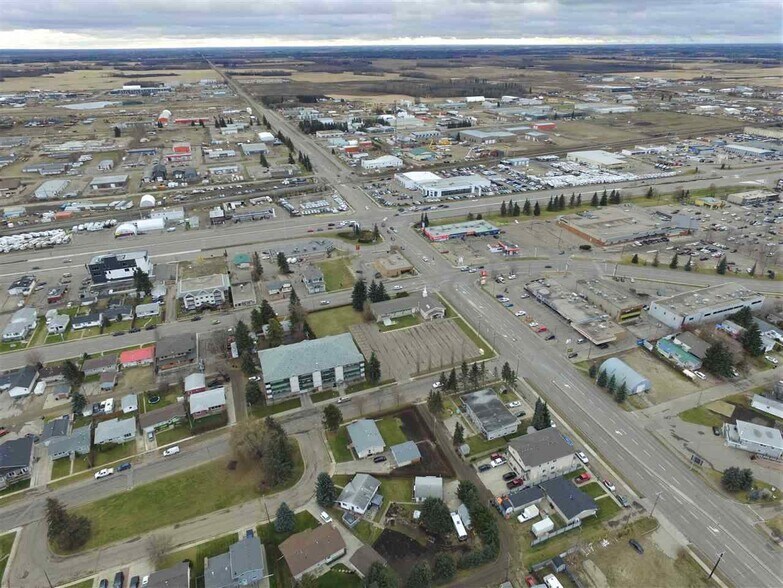More Photos Of 306 Calahoo Rd, Spruce Grove Office For Sale