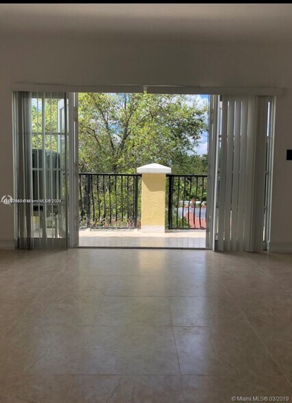 More Photos Of 716 SW 9th Ter, Fort Lauderdale Specialty For Sale