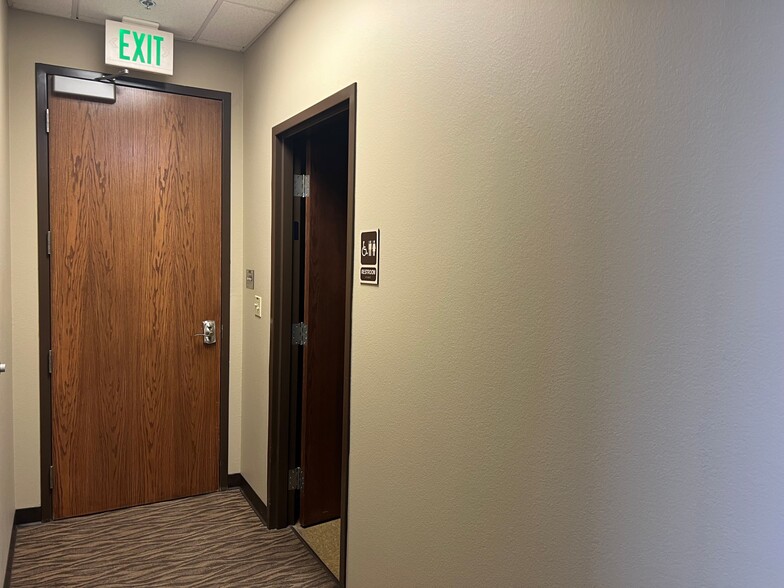 More Photos Of 6140 Tutt Blvd, Colorado Springs Unknown For Lease